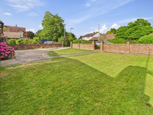 FRONT GARDEN- click for photo gallery